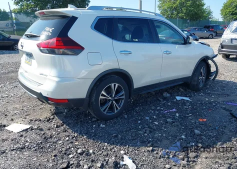 2020 Nissan Rogue Sv Intelligent Awd z USA, uszkodzony, nr VIN JN8AT2MV7LW135818